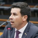 Deputado federal Carlos Veras (PT-PE) está entre os 100 mais influentes do Congresso Nacional