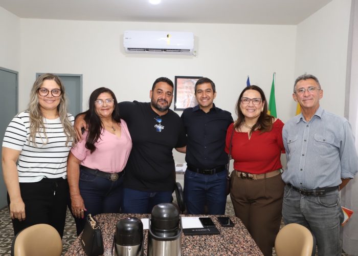 Flávio Marques recebe vereadores de oposição e destaca diálogo e transparência em Tabira