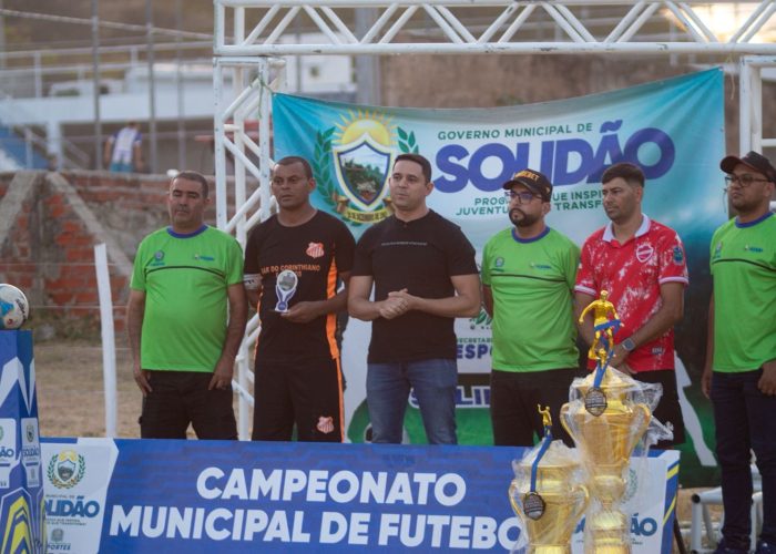 Vila Nova A e União dos Três Umbuzeiros são os finalistas do Campeonato Municipal de Futebol