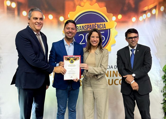 Flores reafirma liderança em gestão pública pela transparência nos festejos juninos