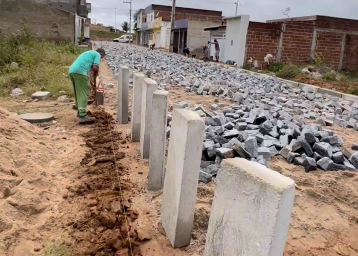 Santa Terezinha avança com pavimentação da Rua Cícero Virgulino dos Santos