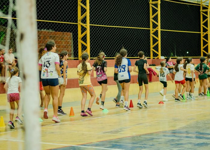 SOLIDÃO FORTALECE ESPORTES DE BASE COM TREINOS DE FUTSAL E HANDEBOL PARA CRIANÇAS E JOVENS