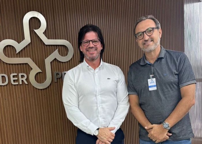 Prefeito Fredson Brito solicita ao DER sinalização e quebra-molas para as estradas estaduais que cortam São José do Egito