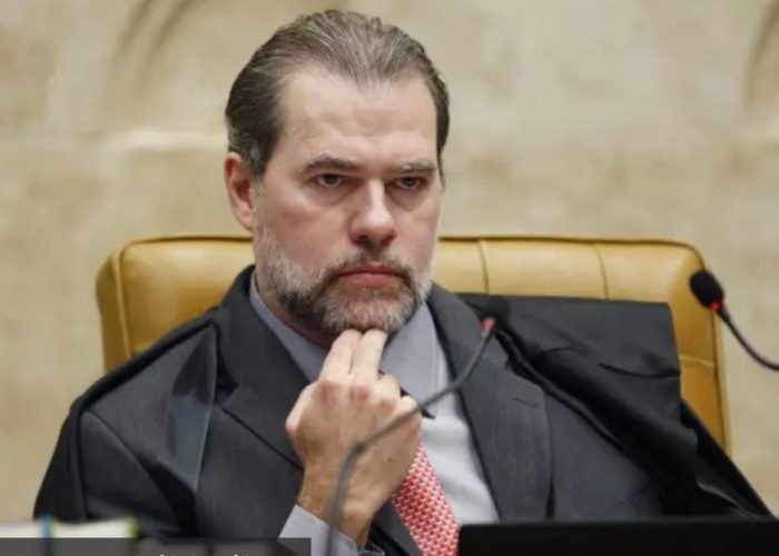 Toffoli dá prazo de 10 dias para Câmara se manifestar sobre PEC da Blindagem