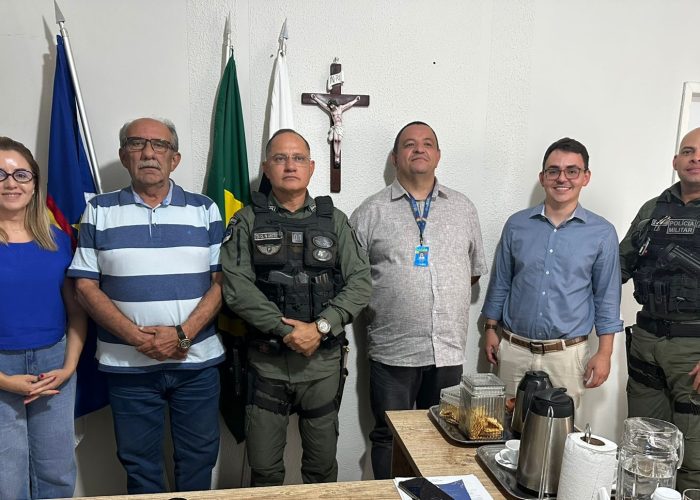 Prefeito Luciano Torres recebe autoridades para discutir ações de segurança e novos recursos para municípios do CIMPAJEÚ