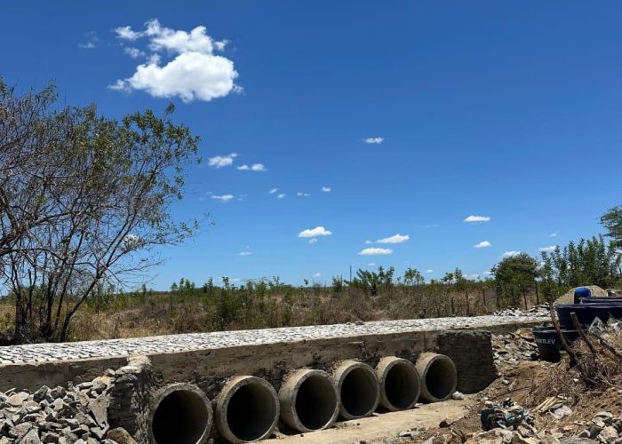 Obra da passagem molhada do Sítio Cedro avança na Ingazeira