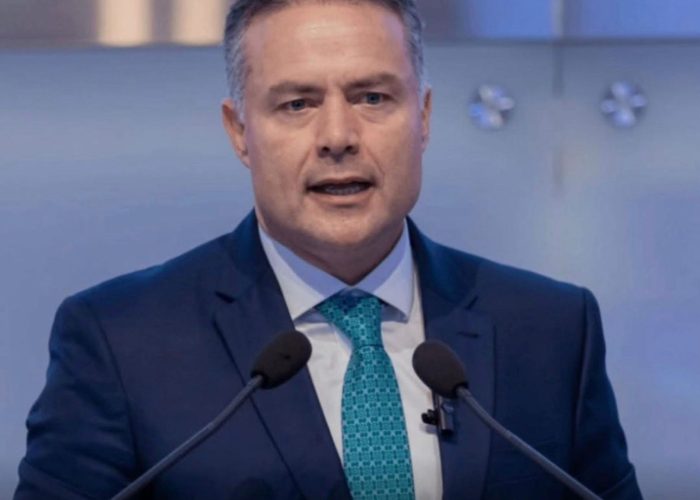 Governo deve acabar com obrigatoriedade das autoescolas para emissão da CNH ainda em 2025