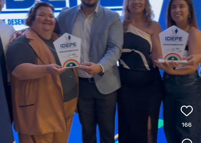 Prefeito Diógenes Patriota celebra premiação do IDEPE 2024 e destaca avanços da educação em Tuparetama