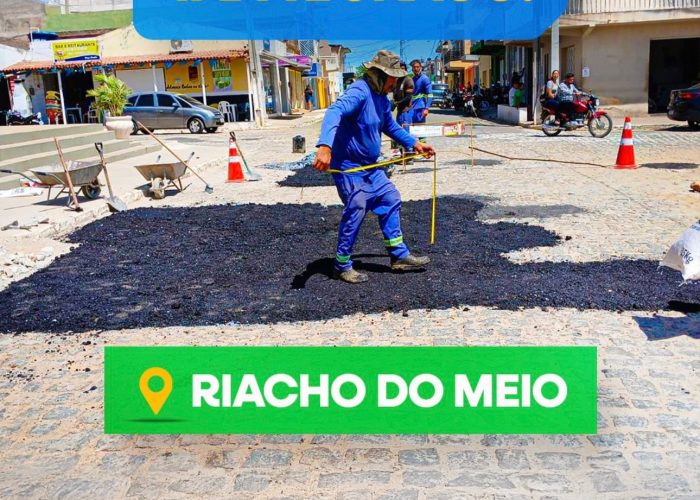 Prefeitura de São José do Egito intensifica operação tapa-buracos no Riacho do Meio; prefeito Fredson Brito destaca atenção especial à comunidade