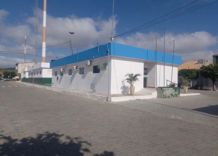 Prefeituras de Conceição e Monte Horebe exoneram servidores comissionados e contratados após queda de repasses