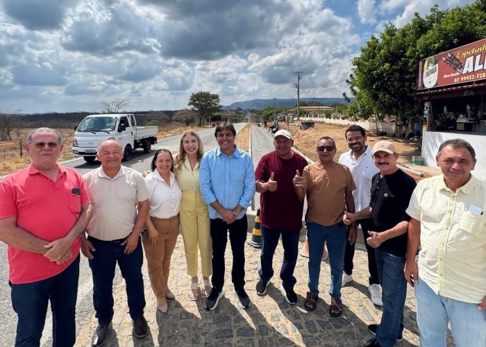 Marconi Santana acompanha início da concretagem da ciclovia que liga Eldorado à Vila Nova