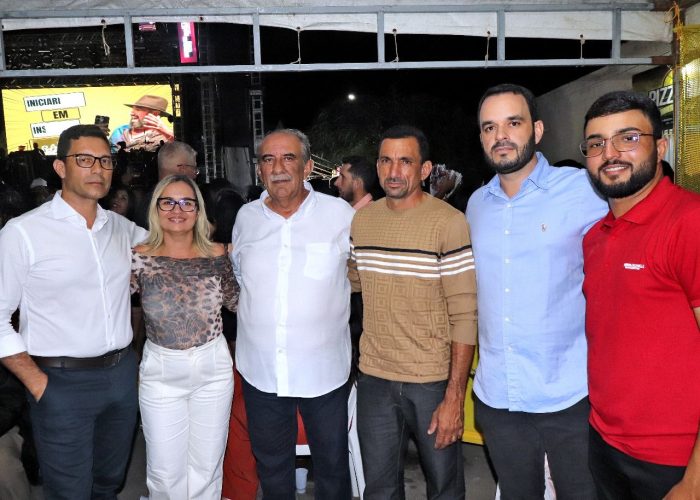 Prefeito Luciano Torres comemora sucesso da Festa de Agosto em Santa Rosa